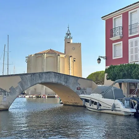 Maison Du Port Apartment *